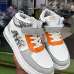 HIGH TOP SNEAKERS