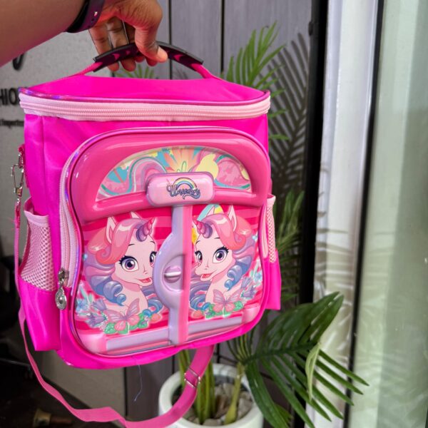 3D CHARACTER LUNCH BAG