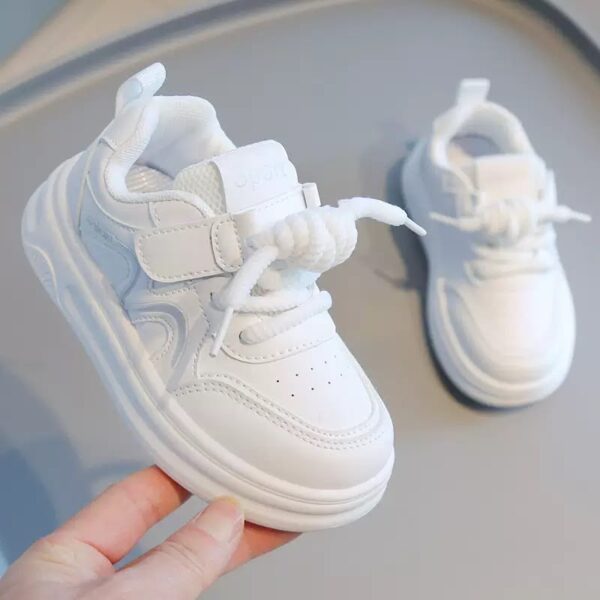 WHITE SNEAKERS-A50