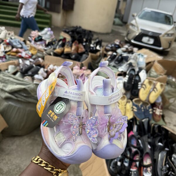 UNISEX SANDALS